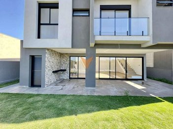 house em Alameda Lago das Andorinhas, Loteamento Residencial Lago do Sol - Cotia - SP