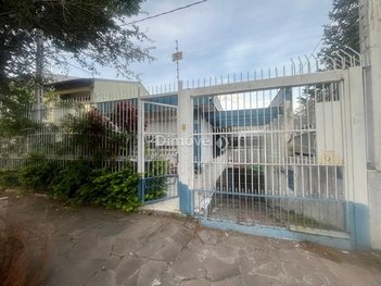 house em Rua Eurico Lara, Medianeira - Porto Alegre - RS