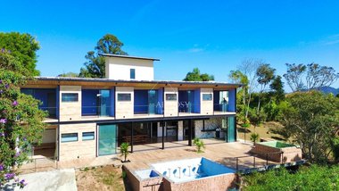 house em Estrada União e Indústria, Corrêas - Petrópolis - RJ