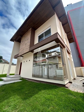 house em Theófilo dos Santos Botelho, Centro - Florianópolis - SC