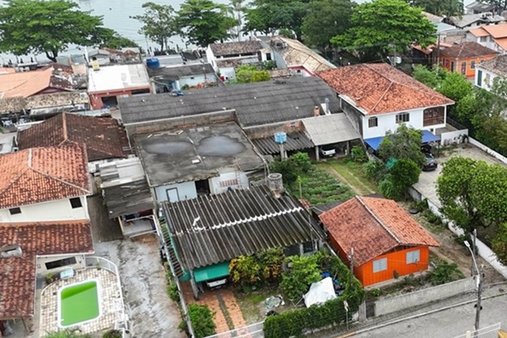 Cômodo Condomínio