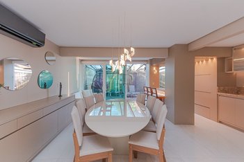 house em João Caetano, Três Figueiras - Porto Alegre - RS