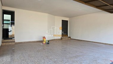 house em Rua Manoel Hermeto, Piumhi - Piumhi - MG