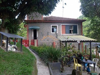 house em Rua Wanderbilt Duarte de Barros, Vila Pinheiro - Itatiaia - RJ