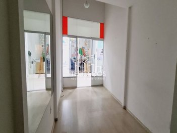 office em Avenida César Puglia, Jardim das Samambaias - Jundiaí - SP
