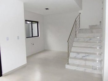 house em Rua Sargento Tadeu Czocher, Uberaba - Curitiba - PR