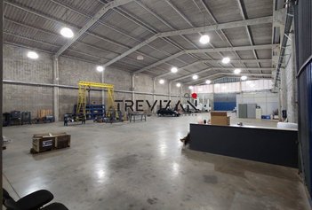 industrial em Doutor Alvim Teixeira Aguiar, Iporanga - Sorocaba - SP