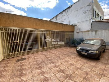 house em QNG 9, Taguatinga Centro (Taguatinga) - Brasília - DF