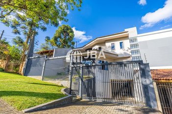 house em Rua Brigadeiro Arthur Carlos Peralta, Boa Vista - Curitiba - PR