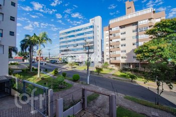apartment em Avenida Teixeira Mendes, Chácara das Pedras - Porto Alegre - RS