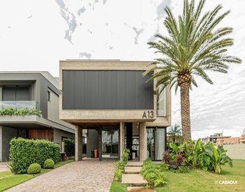 house em Rua Rio Jacuí, Centro - Xangri-Lá - RS