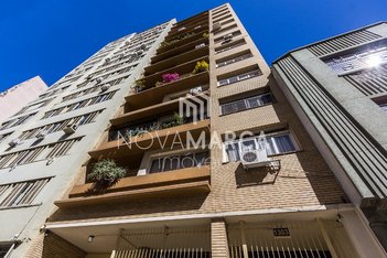 apartment em Rua Duque de Caxias, Centro Histórico - Porto Alegre - RS