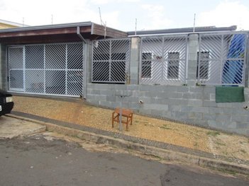 house em Rua Alexandre Franca, Parque João de Vasconcelos - Sumaré - SP