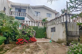 house em Rua Antônio Ferreira Maciel, Santa Cândida - Curitiba - PR