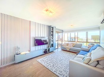 apartment em Rua Maestro Salvador Campanella, Jardim Itu - Porto Alegre - RS