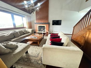 apartment em Rua Gastão Vidigal, Vila Campos do Jordão - Campos do Jordão - SP