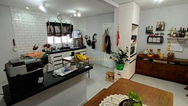 house em Rua Guanacás, Conjunto Residencial Vale dos Pinheiros - São José dos Campos - SP