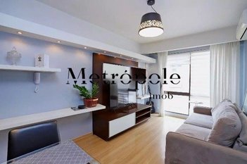 apartment em Rua Demétrio Ribeiro, Centro Histórico - Porto Alegre - RS
