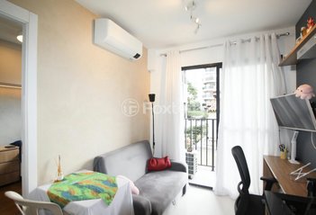 apartment em Rua Alvorada, Vila Olímpia - São Paulo - SP