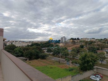 apartment em Rua Doutor Adamastor Pereira Leite, Bom Retiro - Betim - MG