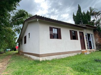 house em Rua Nova Petrópolis, Centro - Portão - RS