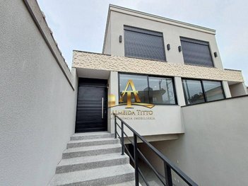 house em Avenida General Teixeira Lott, Centro - Carapicuíba - SP