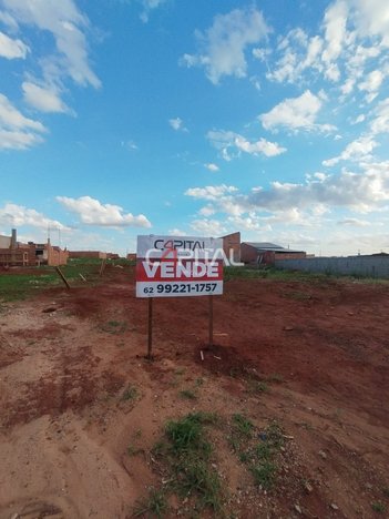 land_lot em Rua Leontina Martins de Oliveira, Residencial Recanto dos Ipês - Rio Verde - GO