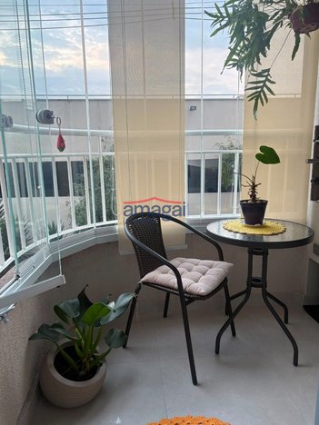 apartment em Avenida Getúlio Vargas, Jardim Califórnia - Jacareí - SP