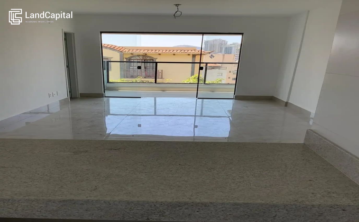 Sala de estar e varanda