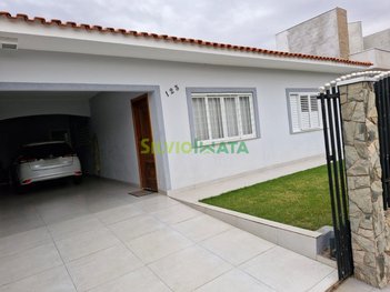 house em Rua das Seringueiras, Parque das Bandeiras - Maringá - PR