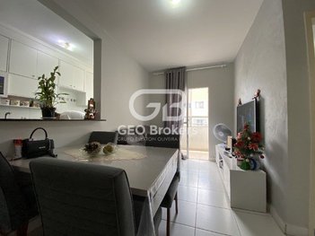 apartment em Estrada do Limoeiro, Jardim Califórnia - Jacareí - SP