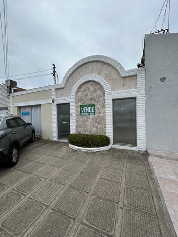 commercial_building em Avenida Santa Rita de Cássia, Farol - Maceió - AL
