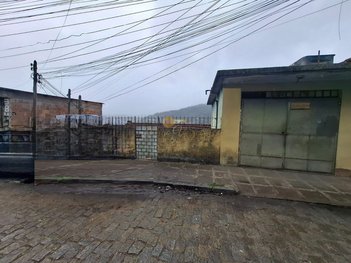 house em Rua Lucília Bastos Pereira, Jardim Pinheiros - Teresópolis - RJ