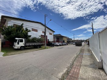 industrial em Rua Nossa Senhora de Guadalupe, Serraria - São José - SC