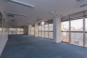 office em Rua dos Andradas, Centro Histórico - Porto Alegre - RS
