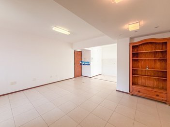 apartment em Avenida Madre Benvenuta, Trindade - Florianópolis - SC