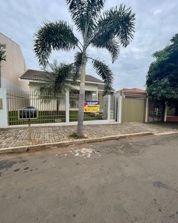 house em Rua Tocantins, Centro - Astorga - PR