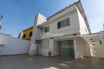 apartment em Rua Doutor José Maria Whitaker, Vila Sofia - São Paulo - SP