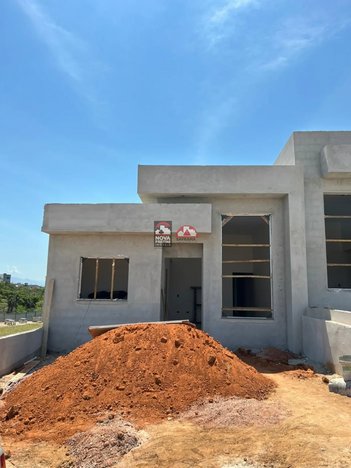 house em Rua Dona Carlota Joaquina da Espanha, Residencial e Comercial Bosque da Imperatriz - Pindamonhangaba - SP