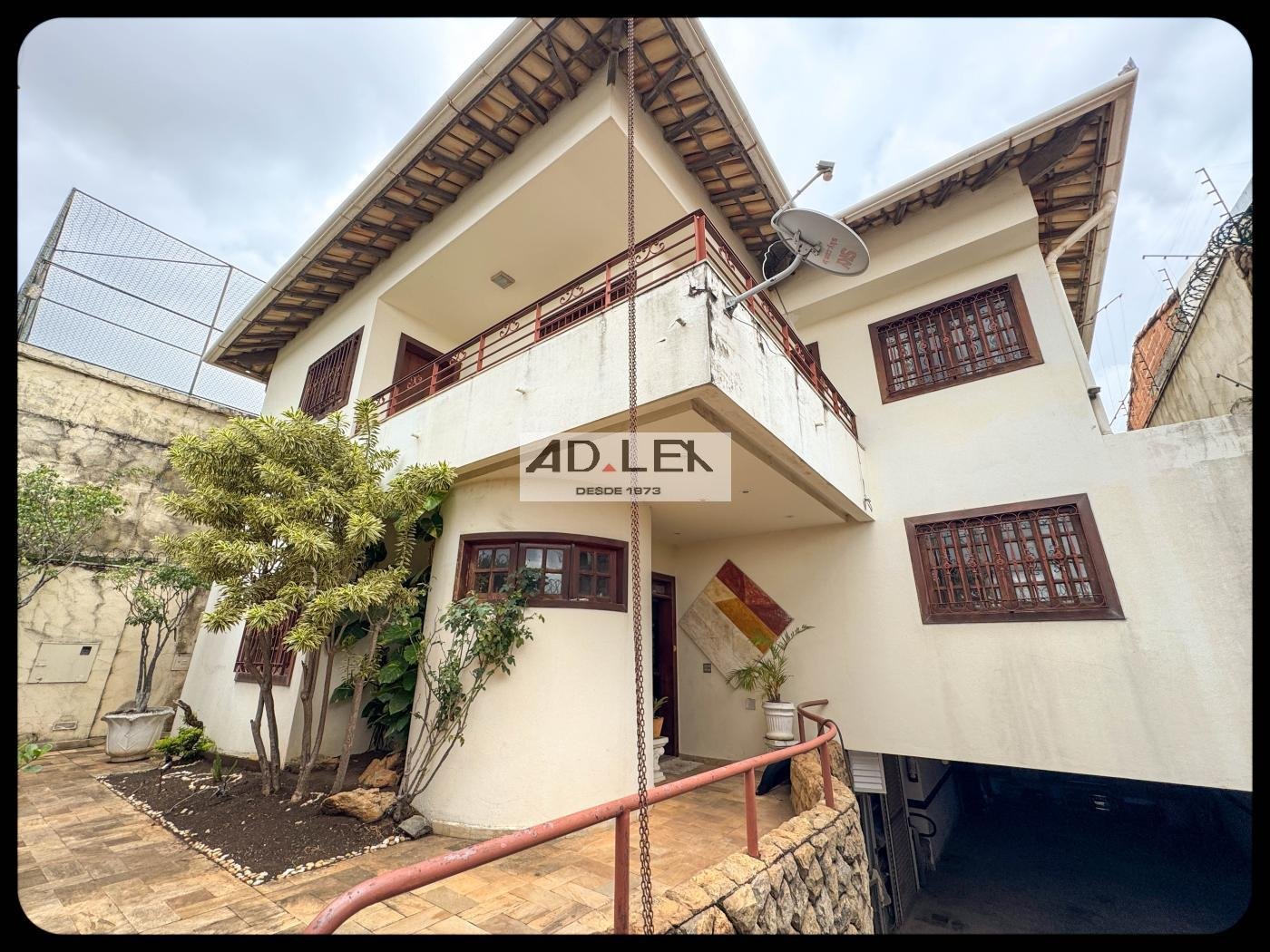 Casa com 3 quartos — Fernão Dias, Belo Horizonte