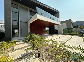 house em Avenida Marcio Ferreira de Mello e Silva, Praia Brava de Itajaí - Itajaí - SC