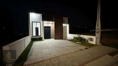 house em Avenida Arthur dos Santos, Loteamento Industrial Água Preta - Pindamonhangaba - SP