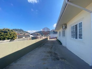 house em Rua Alceu Andrade de Oliveira, Serraria - São José - SC