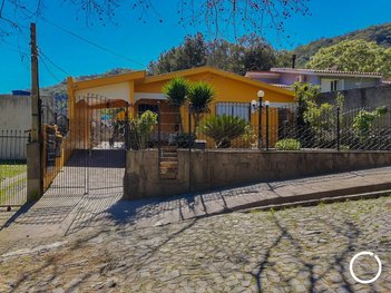 house em Rua Almirante de Tamandaré, Nossa Senhora do Perpétuo Socorro - Santa Maria - RS