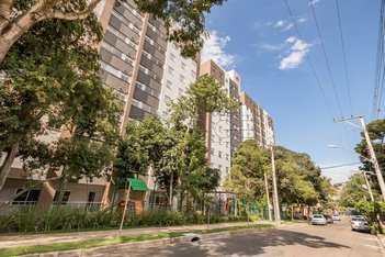 apartment em Rua Joaquim Cruz, Santo Antônio - Porto Alegre - RS