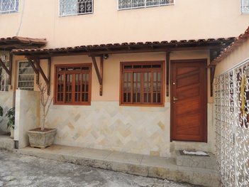 house em Rua Portugal, Glória - Contagem - MG