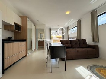 apartment em Avenida Ângelo Crema, Córrego Grande - Florianópolis - SC