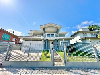 house em Rua Gênova, Córrego Grande - Florianópolis - SC