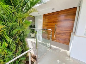 house em Rua Milton Gavetti, Universitário - Londrina - PR