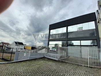 business em Rua Harry Feeken, Boneca do Iguaçu - São José dos Pinhais - PR